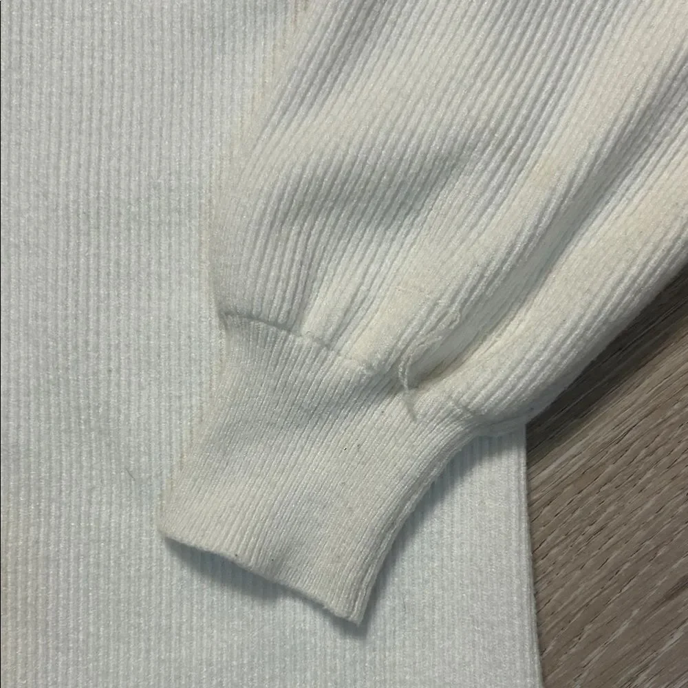N/A stylish white
